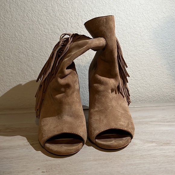 Fringe booties - Picture 2 of 3